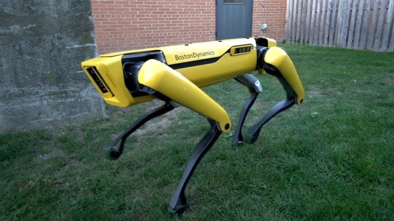 Boston Dynamics Getting Ready to Produce Thousands of Robot Dogs