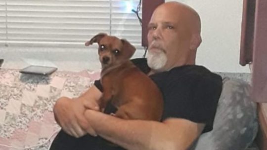 Loyal Dog Stays by Owner's Side Until the Very End