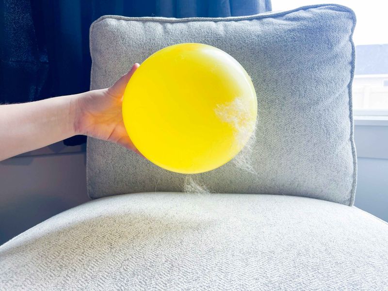 Balloons for Fun Fur Removal